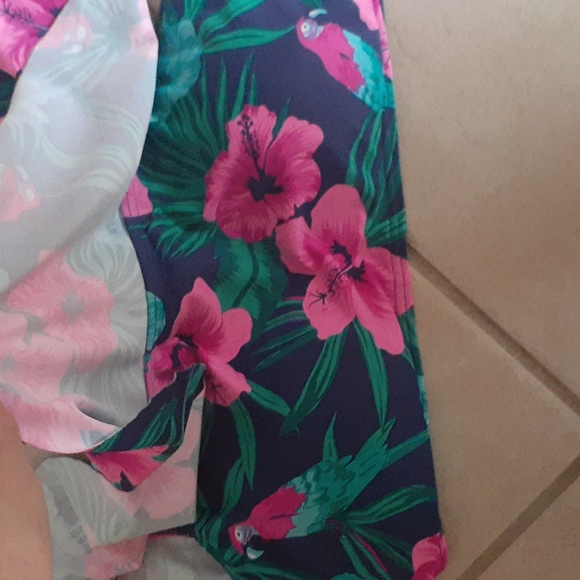 Envya Tropical Bikini Top, Large - Picture 6 of 7